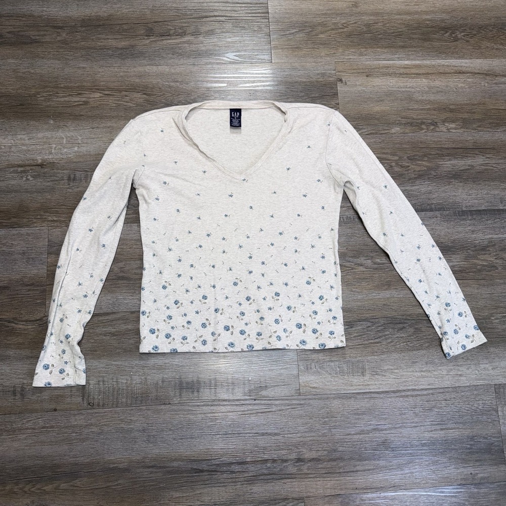 GAP Long-Sleeve V-Neck Top Womens Medium Ditsy Floral Print Fades Toward Hem